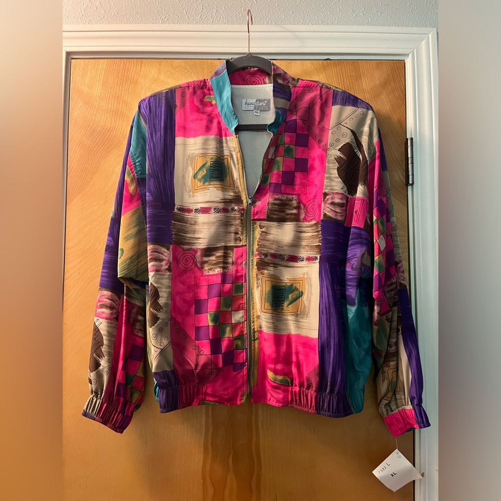 Incredible vintage new old stock Hanasport bomber style jacket. Size XL